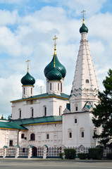 Fototapeta na wymiar Cathedral in Russia
