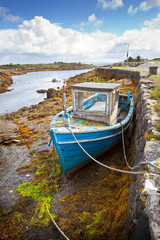 The Boat and The Tide