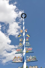 Maibaum auf dem Viktualienmarkt in München