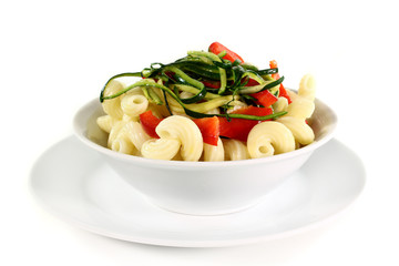 Pasta mit Paprika-Zucchini-Gemüse