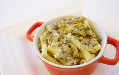 cocotte de pâtes aux palourdes