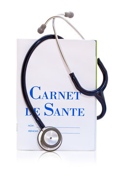 St&eacute;thoscope et carnet de sant&eacute;