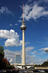 Obraz premium Fernsehturm Berlin am Alexanderplatz