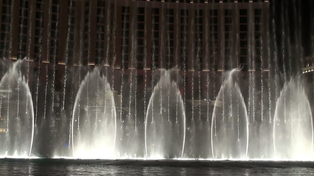 Dancing fountain