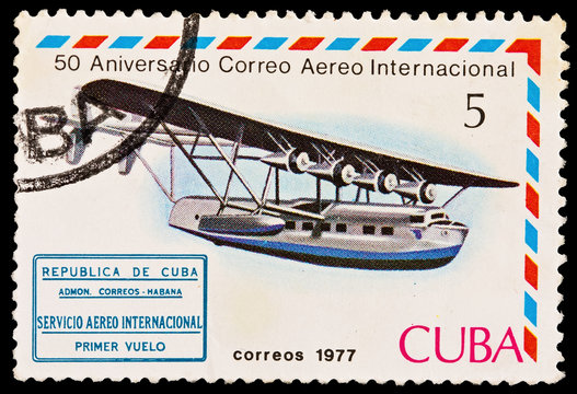 CUBA - CIRCA 1977: Aniversario Correo Aereo Internacional