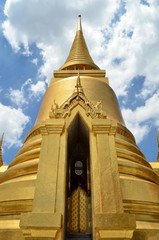 golden pagoda at the temple of emerlad buddha