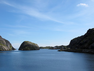 Fototapeta na wymiar Malownicze krajobrazy w Norwegii wysp