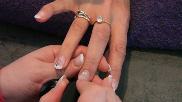 Pose d'ongles 2
