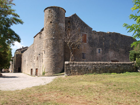 St. Jean d'Alcas, Zisterzienser-Anlage