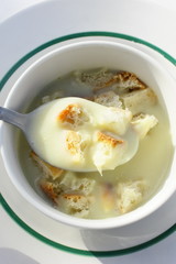 velouté de courgette et ses mouillettes