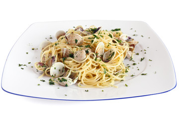 spaghetti with clams - spaghetti alle arselle