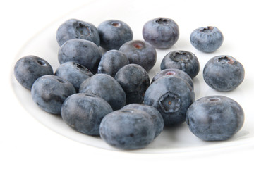 Waldfrüchte: Blaubeeren, Heidelbeeren