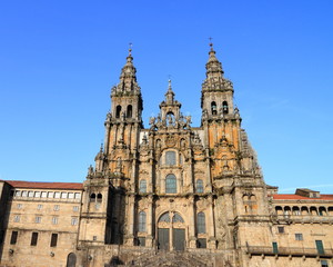 Fototapeta na wymiar Fasada katedry w Santiago de Compostela z nieba
