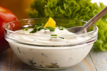 Delicious cream cheese with chives and vegetables