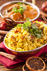 Indisches Biryani mit Fischcurry