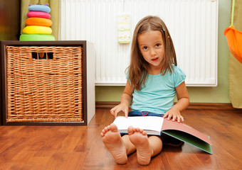 reading girl