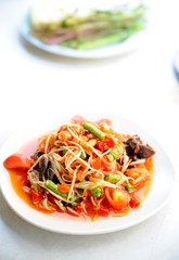 plate of Thai papaya salad