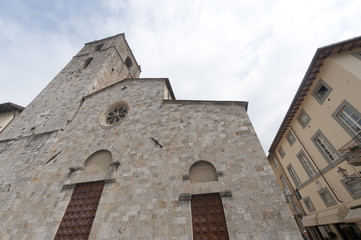 Fototapeta na wymiar Duomo Camaiore