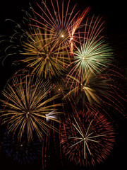 Obraz premium Multiple Fireworks Explosions
