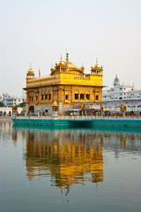 Fototapeta premium Golden Temple
