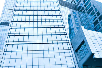 Fototapeta na wymiar transparent glass wall of office building