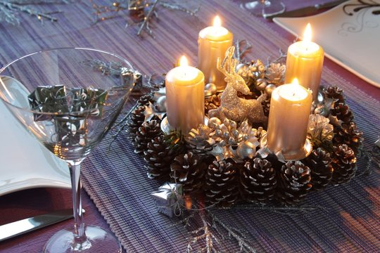 silbernes Weihnachtsgesteck
