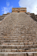 Fototapeta na wymiar Kukulcan Majów Chichen Itza w Meksyku piramidy