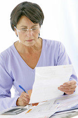 Retraitée - papiers administratifs