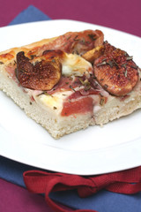 focaccia ai fichi e pancetta