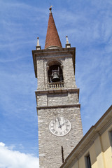 Historische Kirche in Varenna am Comer See, Italien
