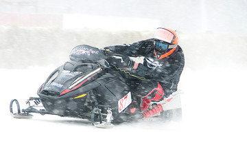 Snowmobile racing