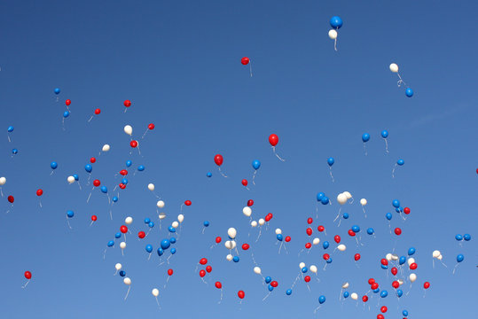 Ballons dans le ciel