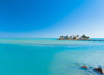 Obraz premium Blue and green Sea