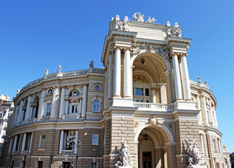 Fototapeta na wymiar Beautiful opera and ballet house in Odessa Ukraine
