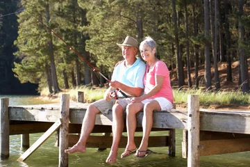 Photo sur Plexiglas Pêcher Couple de personnes âgées à la pêche