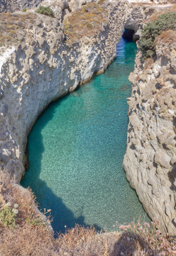 Papafragas, Milos