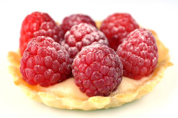 Tartelette aux framboises et sucre glace