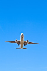 aircraft in landing approach