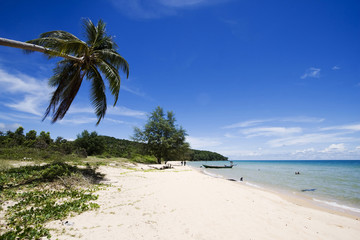 spiaggia su un'isola in cambogia