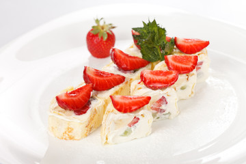 Sweet rolls with strawberry