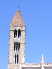 Fototapeta na wymiar Iglesia de Santa María la Antigua (Valladolid)