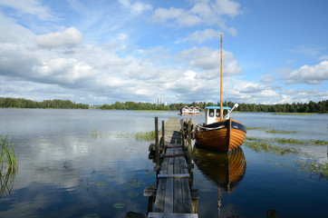 Moreed boat near Trollh&auml;ttan (Sweden)