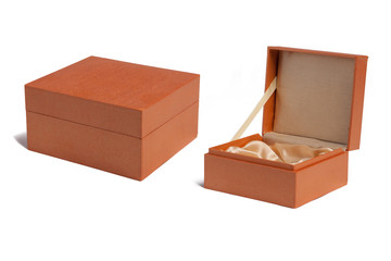 two boxes colse and open