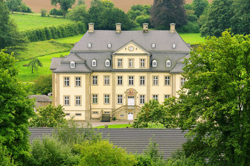 Fototapeta na wymiar Körtlinghausen zamek - pałac Körtlinghausen 01