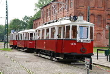 Fototapeta na wymiar Zabytkowy tramwaj