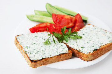 Cream cheese sandwich with vegetables