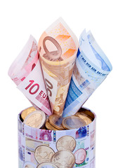 Euros poussant en pot
