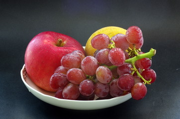 日本の秋の果物盛り合わせ