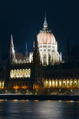 Obraz premium Budapest Parliament night view