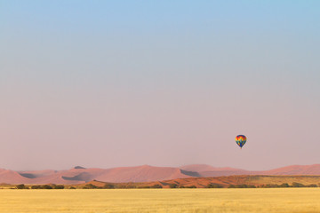 Ballonfahrt über die Namibwüste